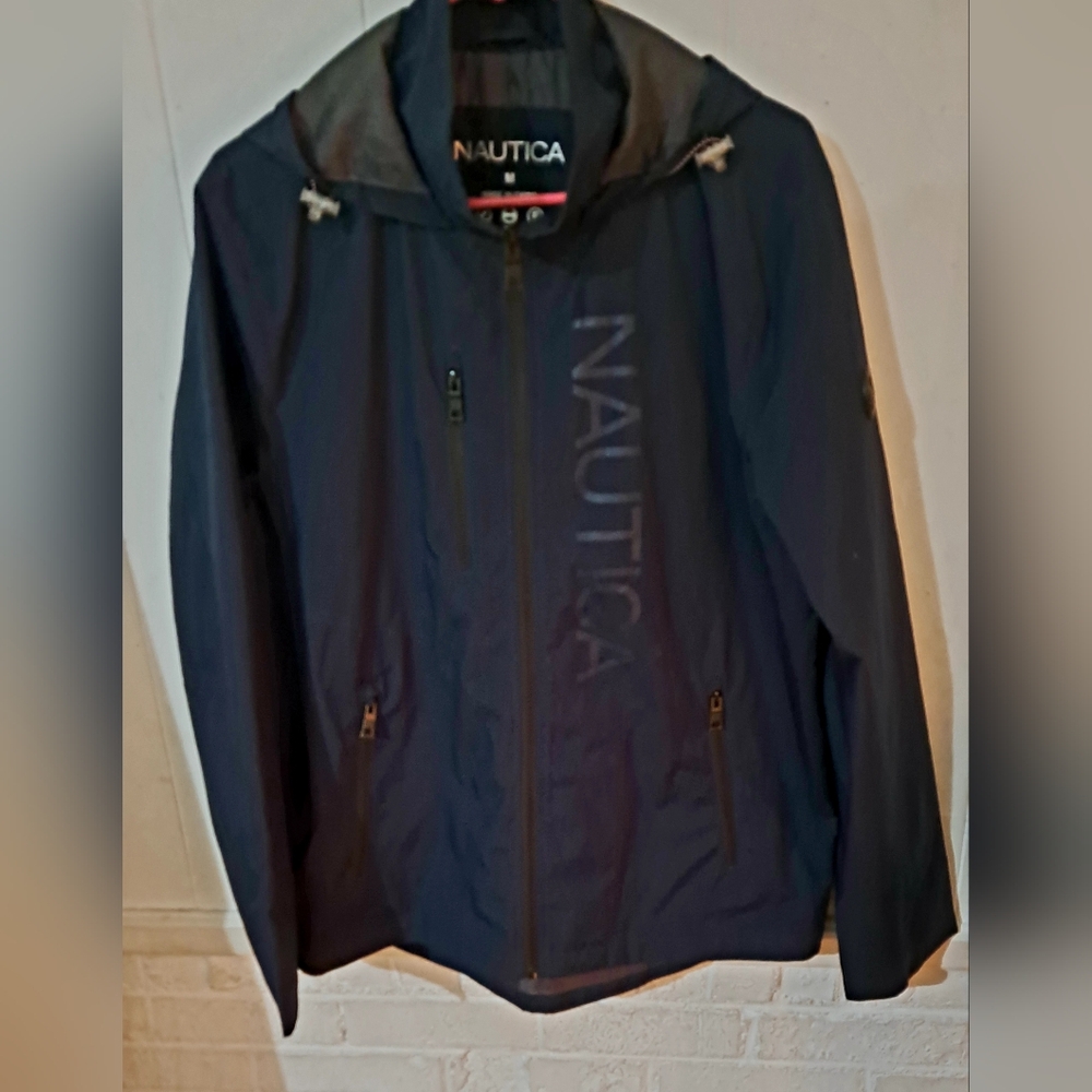 Nautica jacket size med